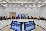 Глава региона Роман Бусаргин провел постоянно действующее совещание с зампредами и министрами, а также главами районов.