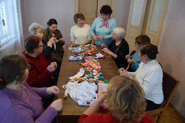 Сотрудники центра социальной защиты населения Романовского района  провели завершающий мастер-класс в рамках реализации проекта «Активные и талантливые»