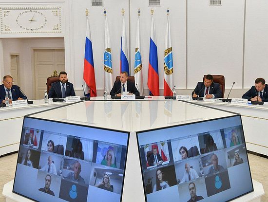 Врио Губернатора Роман Бусаргин обсудил с экспертами экологическое благополучие Саратовской области 