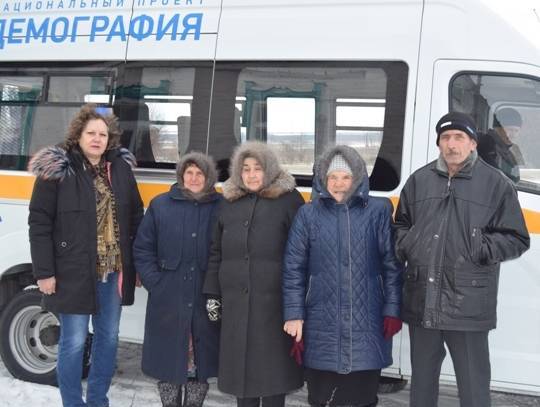 В КЦСОН Романовского района продолжаются выезды мобильной бригады по доставке граждан старше 65 лет для диспансеризации