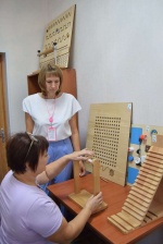 Для Романовских получателей соцуслуг продолжаются индивидуальные занятия в Школе восстановления