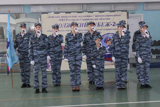 В Саратовской области проходят масштабные соревнования среди отрядов движения «Юный друг полиции»