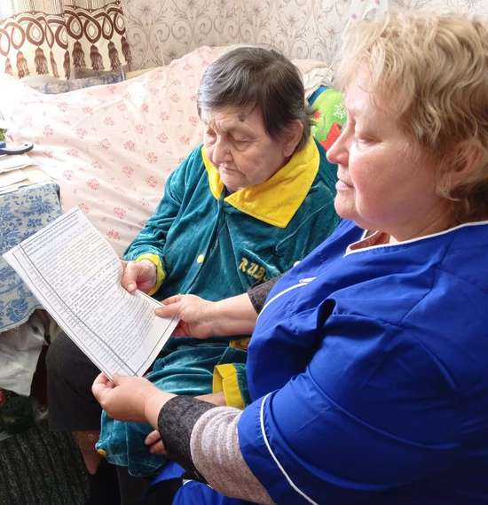 Соцработниками Романовского Центра социального обслуживания населения проведены разъяснения законодательства.