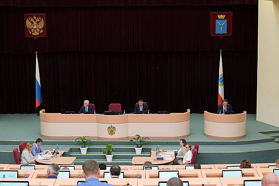 Депутаты поддержали инициативу регионального правительства о расширении круга получателей льготы по транспортному налогу для наших участников СВО