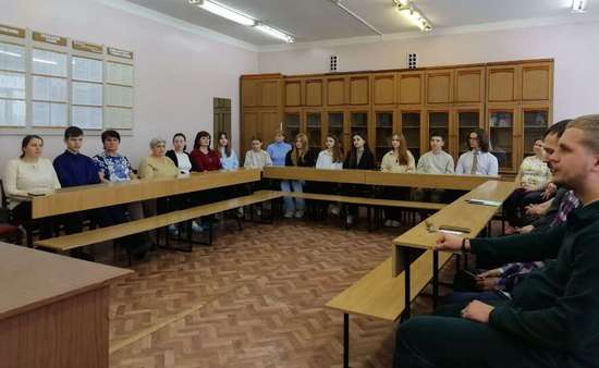 Глава района встретился с будущими педагогами