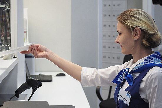 Быстрые ответы на электронные заказные письма с Почтой России