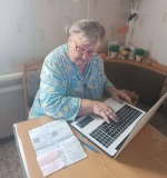      Романовские получатели социальных услуг осваивают интернет.