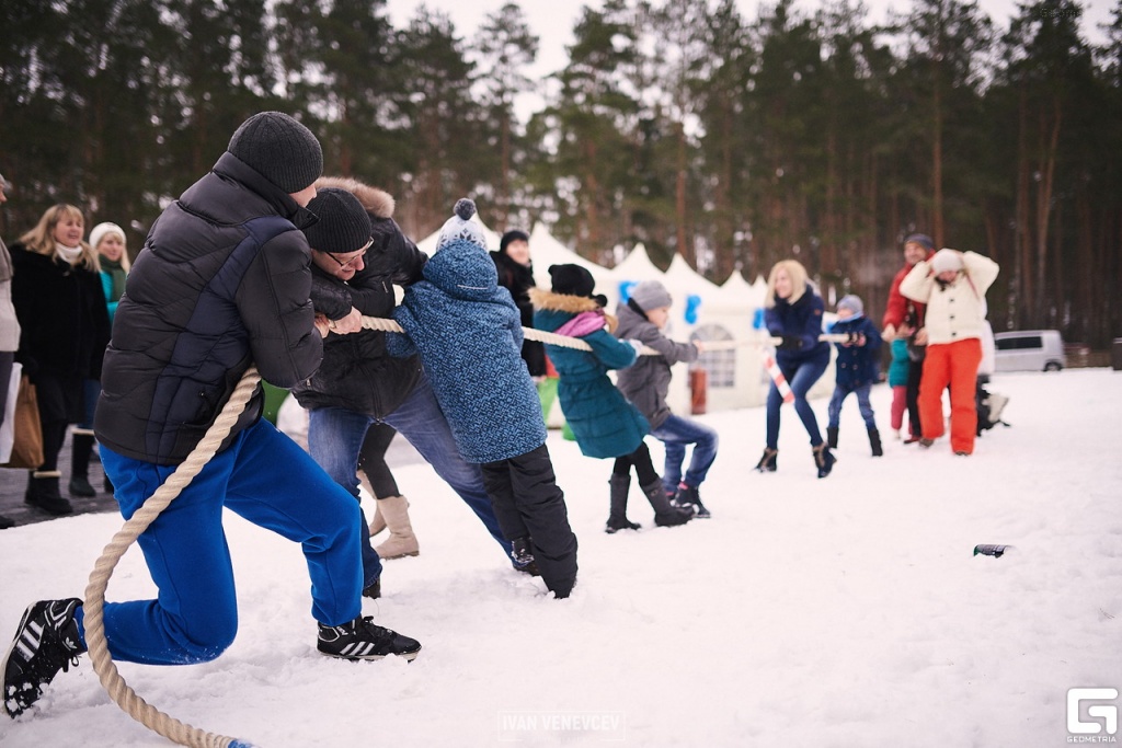Районный праздник "Зимние забавы"