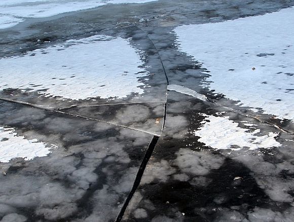 Тонкий лед – прямой риск для жизни