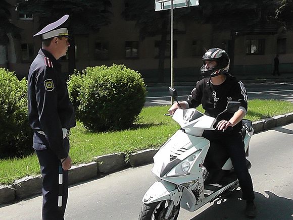 Госавтоинспекция проводит профилактическое мероприятие «Мотоцикл, скутер, мопед, велосипед!»