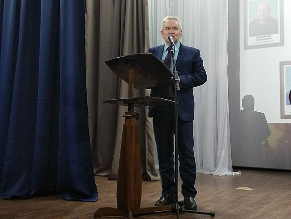 10 декабря в районном Доме культуры прошло праздничное мероприятие в честь Дня Конституции Российской Федерации