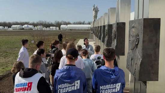 Дети участников СВО погрузились в космическое путешествие Юрия Гагарина 