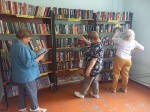 В Романовской районной библиотеке прошла экскурсия для старшего поколения